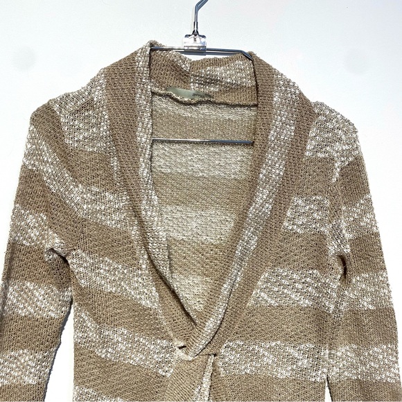 🛍️ 4 for 20$ / Smart Set Stripes Open Neck Sweater / Tan / S - Picture 2 of 10